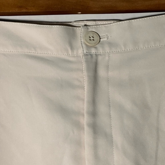 Men’s‎ Under Armour Performance Pleated Front Golf Shorts. Size 36R. Cream. - Picture 5 of 9